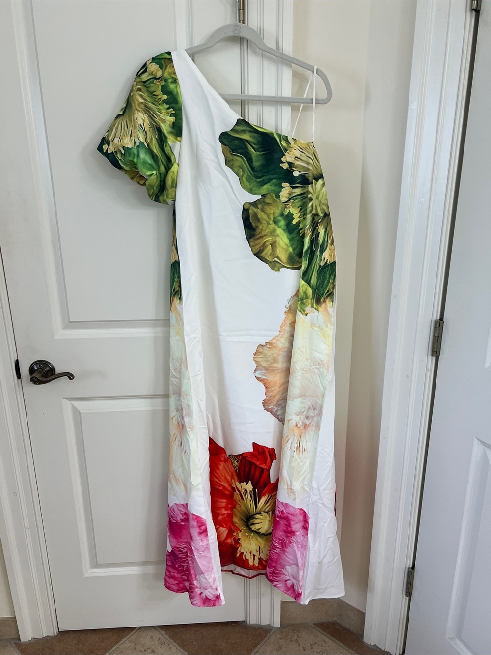 Women’s White One-Shoulder Maxi Dress with Multi-Color Floral Print - Picture 4 of 6